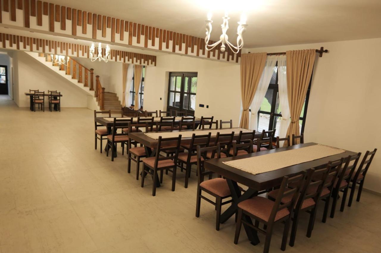 Appartement Mosia Dar In Rai à Berbesti Extérieur photo